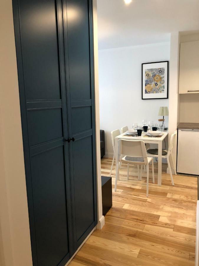 Cr Przytulny Apartament Przy Palacu Branickich Bialystok Luaran gambar